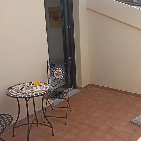 בית הארחה Avorio ואסטו